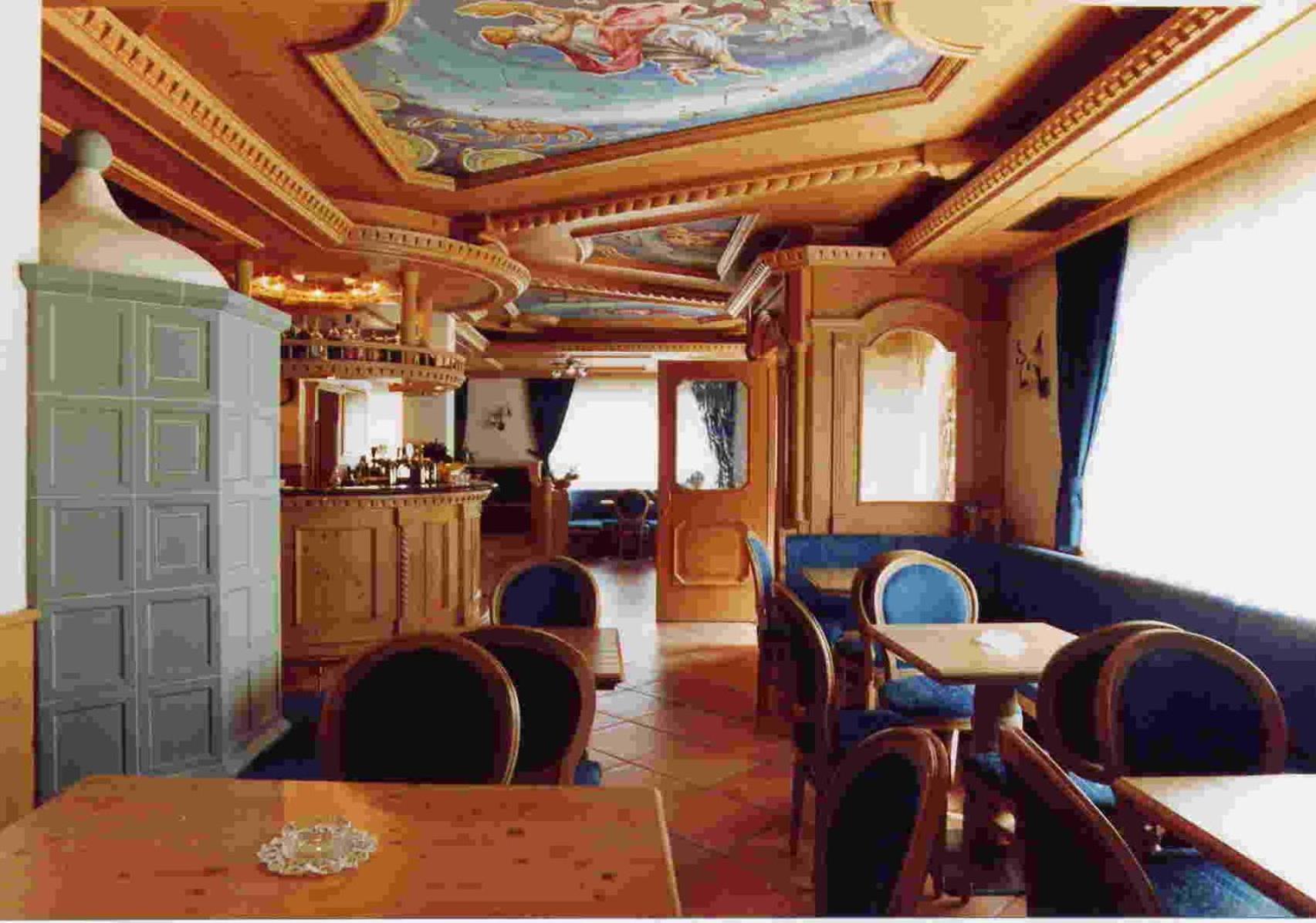 Hotel Valacia Pozza di Fassa Eksteriør bilde