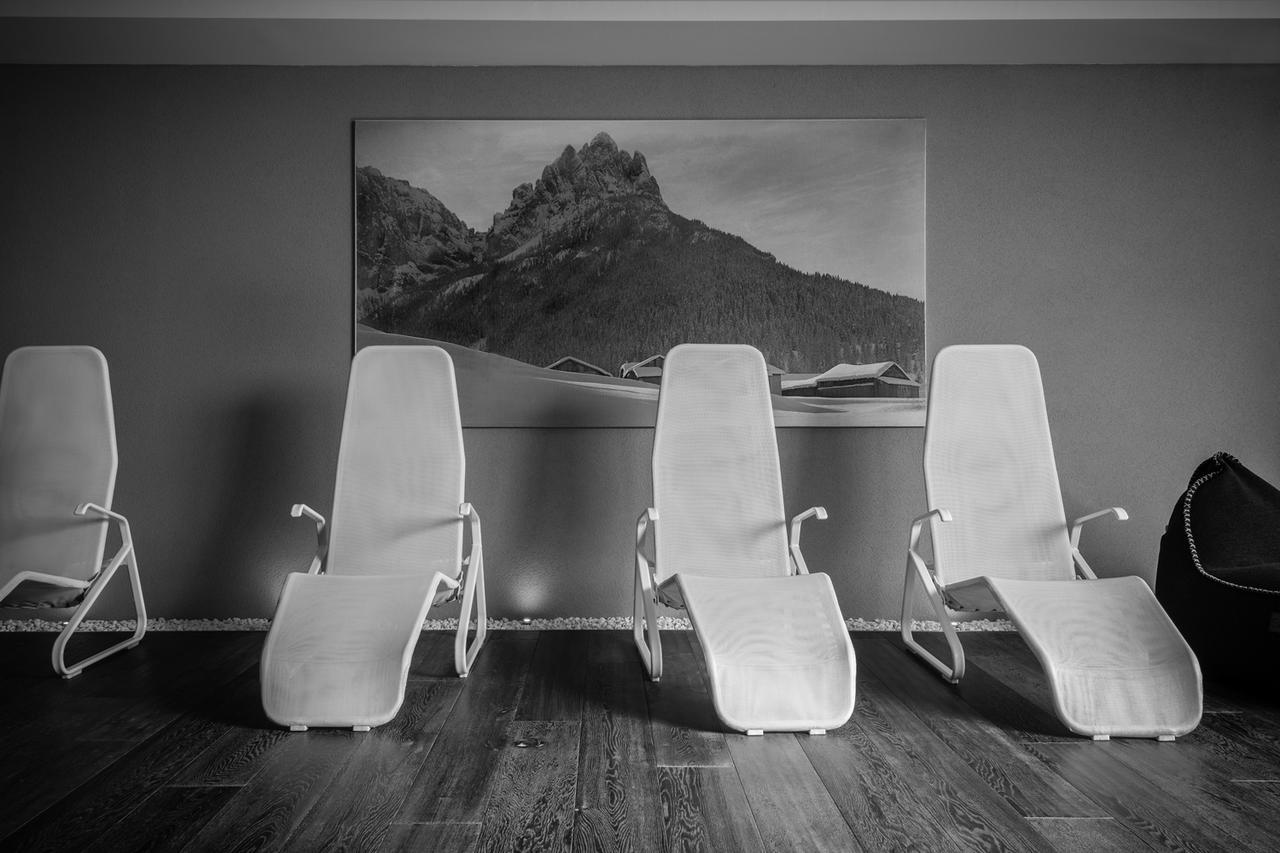 Hotel Valacia Pozza di Fassa Eksteriør bilde